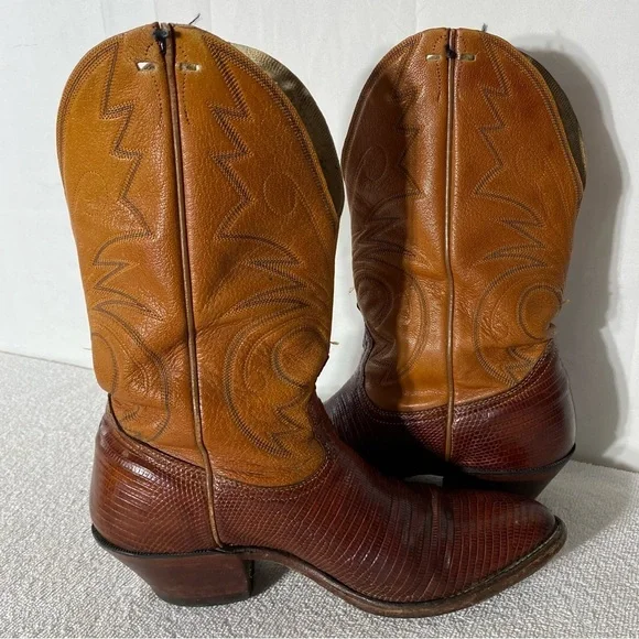 Vintage Leather Western Cowboy Boots With Vibram Soles 8.5